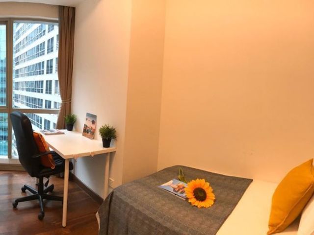 Virtual View now. Cosy Common Room @ Raffles Quay / Downtown MRT