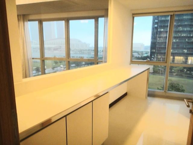 Virtual View now. Cosy Common Room @ Raffles Quay / Downtown MRT