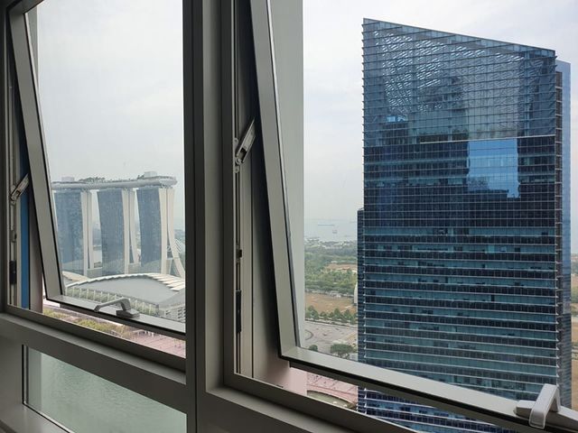 Fully Furnished Amazing Full Marina Bay view Premium room @ heart of CBD