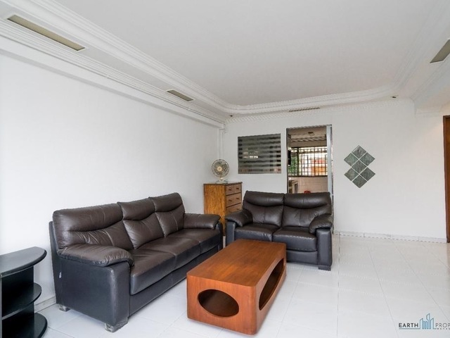 528 Serangoon North Ave 4 (s) 550528 Avalaible 24th May 长期出租/没有屋主/可以煮/可以HDB报地址 long Term rent