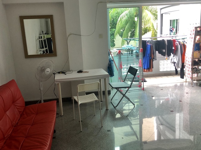 Shared room next to NUS (Clementi, Science park, Dover)