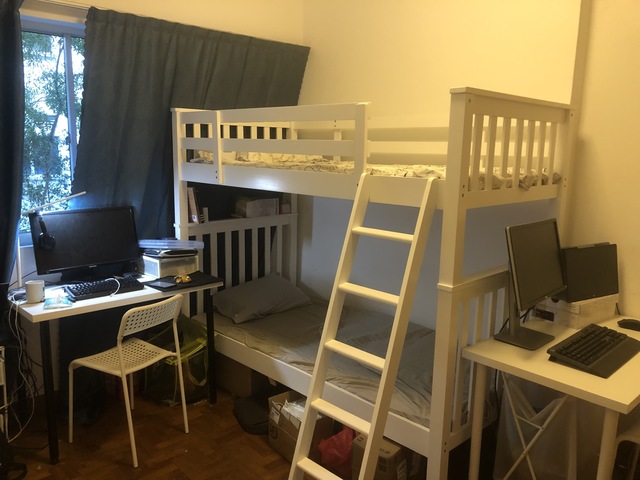 Shared room next to NUS (Clementi, Science park, Dover)