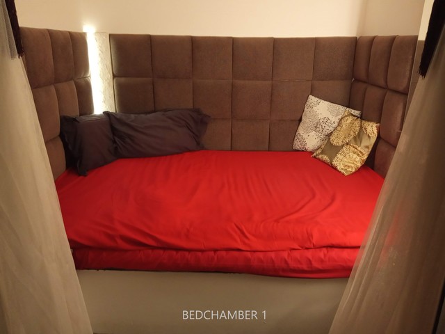 Rare 3 Bedroom, Residential + Home Office