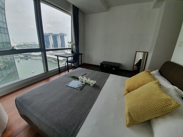 Marina Boulevard - Queen Room for Rent - Immediate Available !