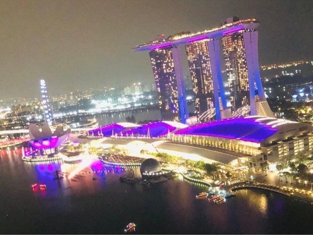 Marina Boulevard - Queen Room for Rent - Immediate Available !