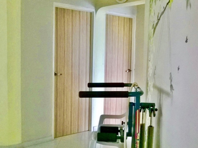 Female Environment. Room Sharing $500/person*All included:Aircond/Wifi/utilities Jurong-Lakeside