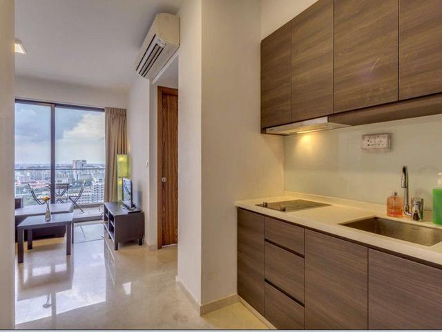Common room with own bathroom in 2br Balestier condo