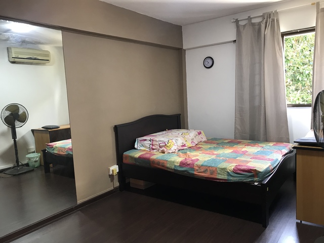 Common Room $650 @ Blk247 Tampines Opp Mrt & Mall