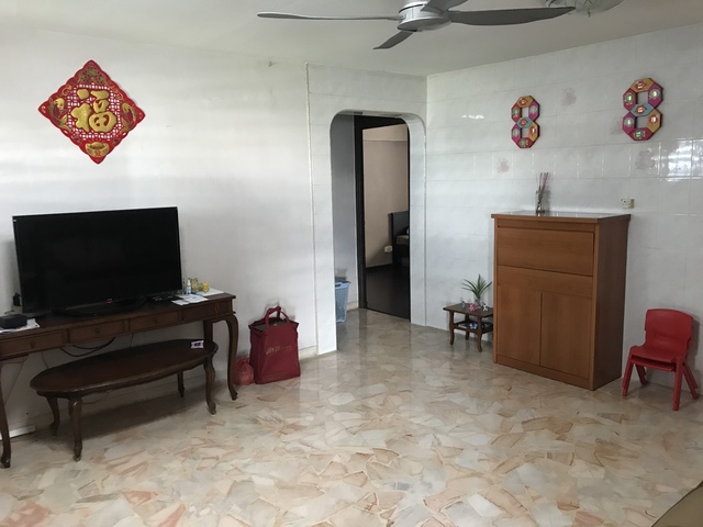 Common Room $650 @ Blk247 Tampines Opp Mrt & Mall