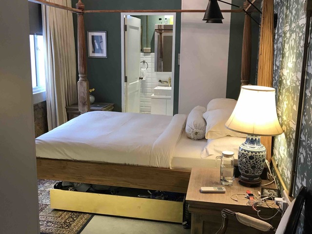 Unique loft style walk up apt in heart of Tanjong Pagar by Shenton Way $3,880