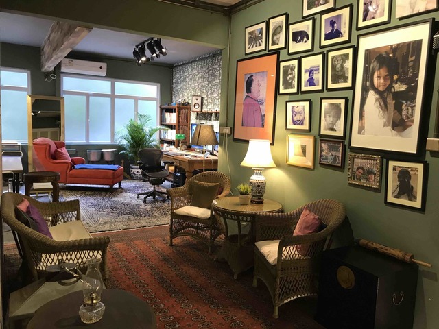 Unique loft style walk up apt in heart of Tanjong Pagar by Shenton Way $3,880