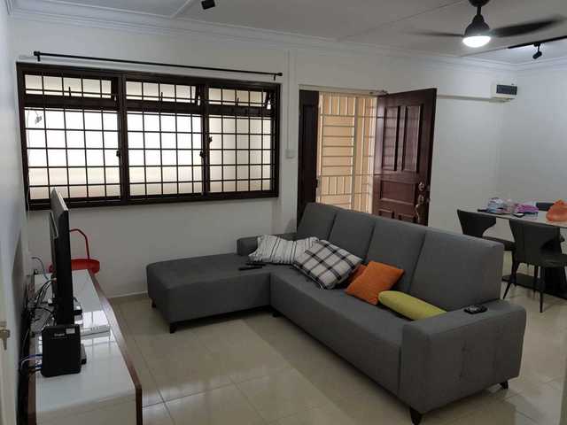 Master bedroom for rent