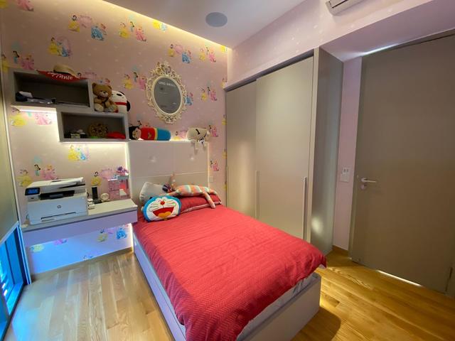 Luxurious Room For Rent