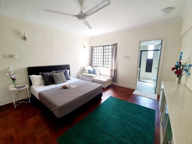 En-suite Master Room - Near Tiong Bahru / Harbour Front!