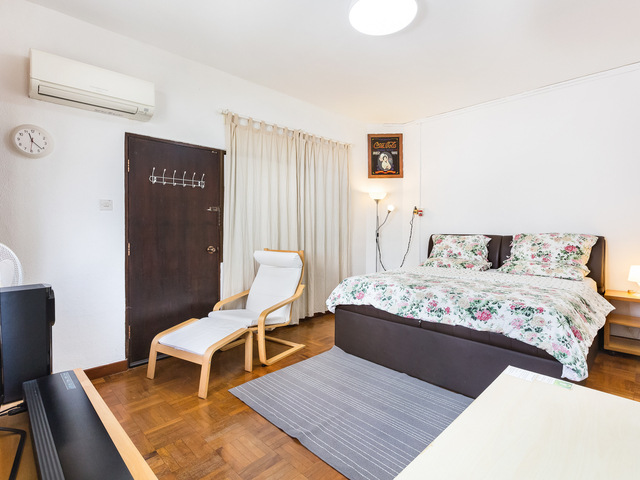 Serviced Master Room near MRT/SG EXPO/ Changi Business Park/ Changi Airport (A2)