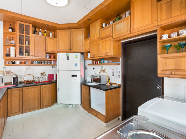 Serviced Master Room near MRT/SG EXPO/ Changi Business Park/ Changi Airport (A2)