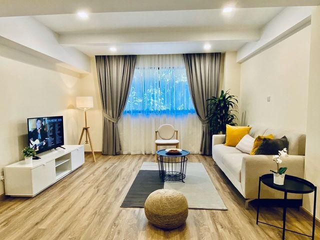 Spacious Master Bedroom @ Novena - Balestier Road