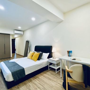 Spacious Master Bedroom @ Novena - Balestier Road