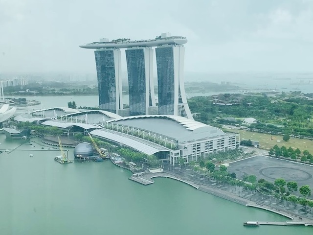 Expats Lifestyle! Centrally located!CBD Big Furnish Room! Rent Negotiable