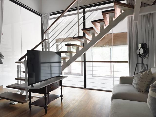 Fullerton Loft - Co-living in a Heritage Home!