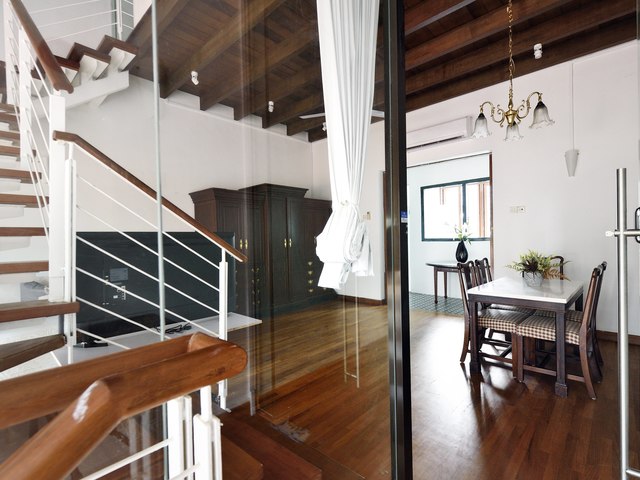 Fullerton Loft - Co-living in a Heritage Home!