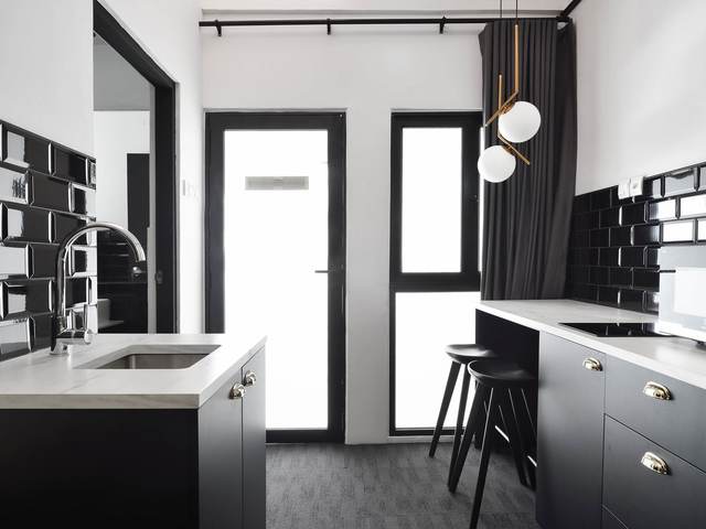 Rochester Studio - Co-living in a Heritage Home!