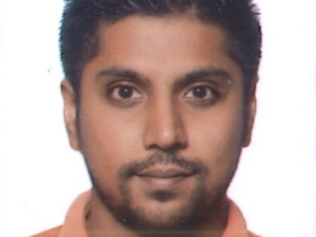 Satish Murti is looking for a room in West Singapore