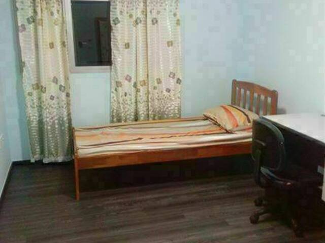 One single room for a person at SGD650 at Brickland Road BLK805C Choa Chu Kang