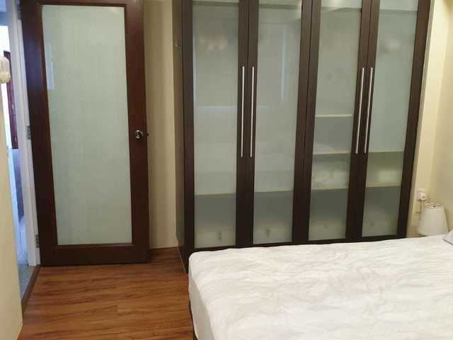 Master Bedroom with adjoining toilet. 10 min walk from Kovan MRT