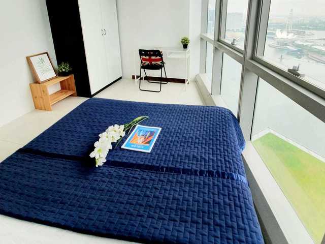 Bright & Cosy Queen Room - Super High Floor Unit - Raffles place MRT