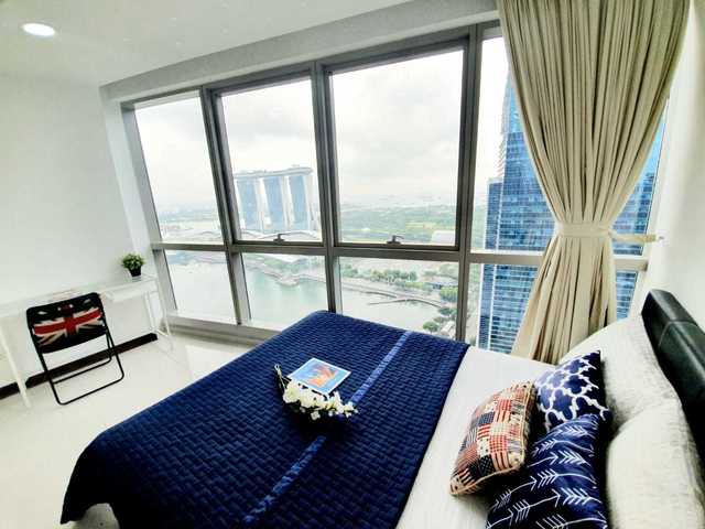 Bright & Cosy Queen Room - Super High Floor Unit - Raffles place MRT