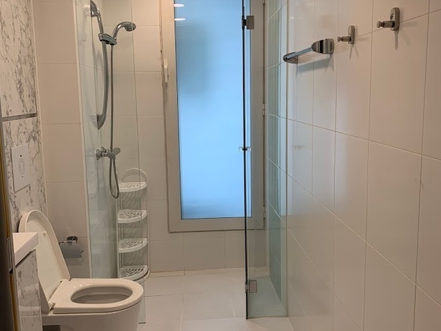 Bright & Cosy Queen Room - Super High Floor Unit - Raffles place MRT