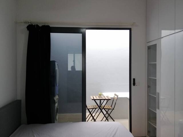 Condo Studio/ One Bedroom (Full Privacy)