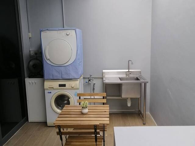 Condo Studio/ One Bedroom (Full Privacy)