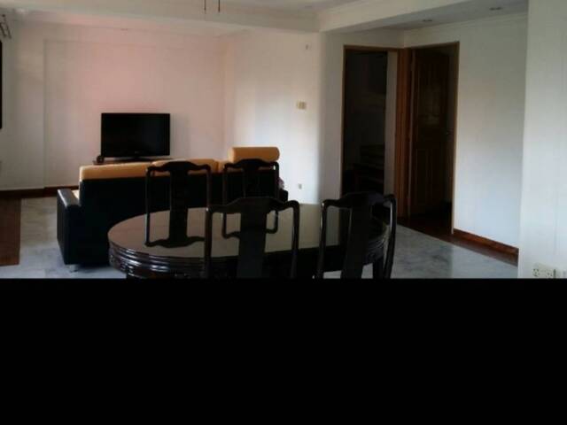 TAMPINES MRT (EW2/DT32) HDB WHOLE UNIT 3+1 FOR RENT
