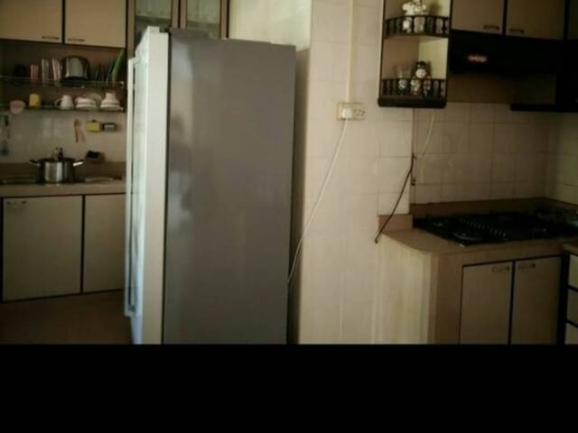TAMPINES MRT (EW2/DT32) HDB WHOLE UNIT 3+1 FOR RENT