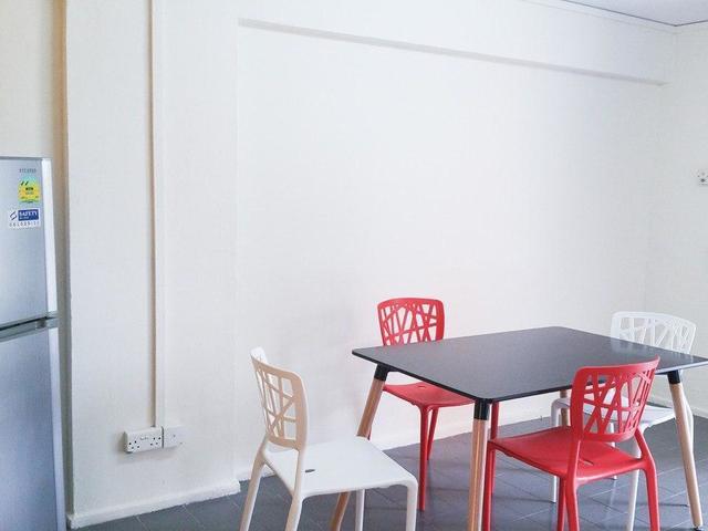 Furnished Apartment for Rental at Jurong West Ave 5