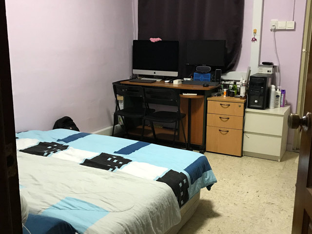 Master Room at Blk 302 ANG MO KIO Ave 3! No Owner! No Agent Fees!