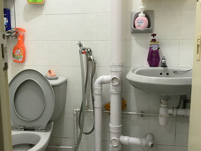 Master Room at Blk 302 ANG MO KIO Ave 3! No Owner! No Agent Fees!