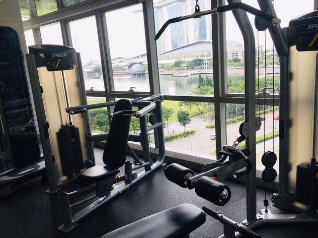 Queen Room with Own Bathroom @ CBD - Marina Boulevard/Marina One/Downtown/Central Boulevard