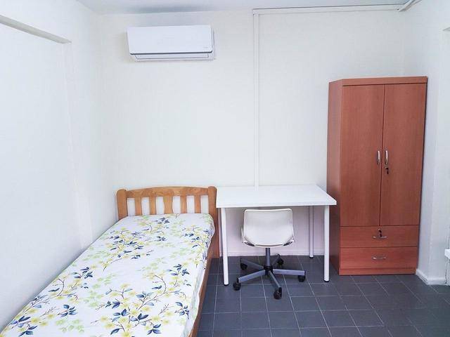 Furnished Apartment for Rental at Jurong West Ave 5