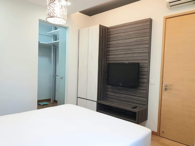 Tanah Merah Mrt - Big En-suite Master Room