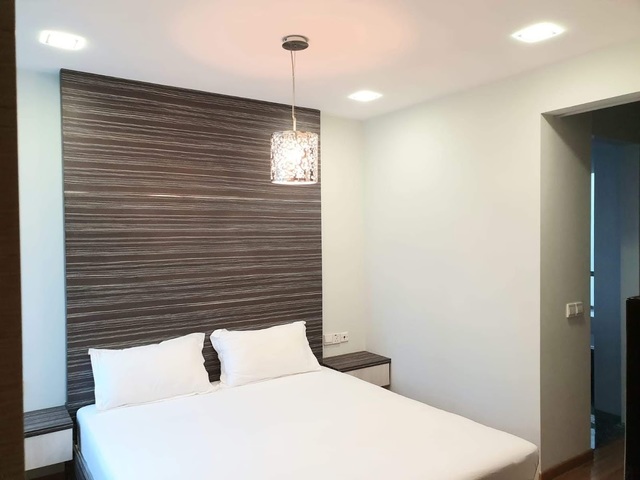 Tanah Merah Mrt - Big En-suite Master Room