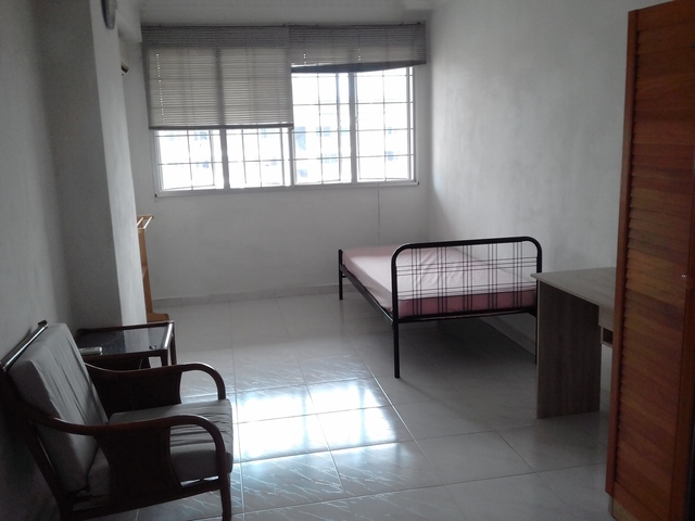 $650, No Agent Fee Common Room @ Blk 246 Bishan Street 22 WiFi. A/C