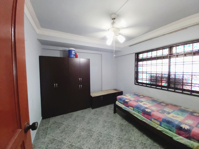 Room for rent - Admiralty