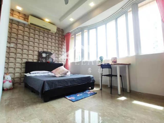 Near to curtin & easb,common room 1300 for 1 pax,NO RENT