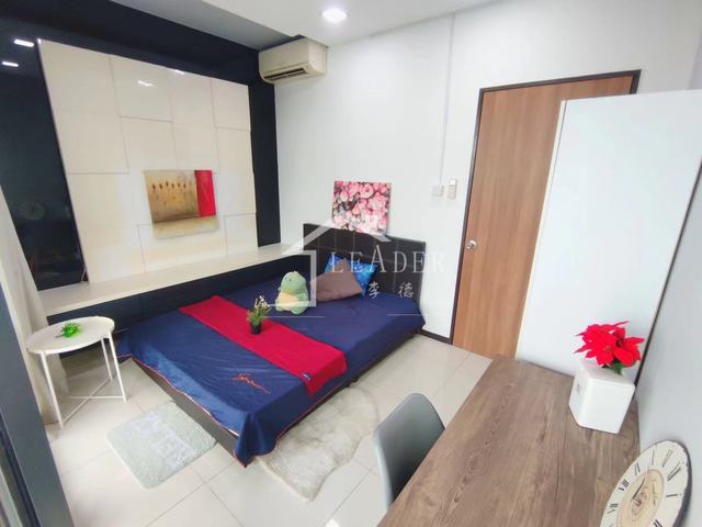 middle of woodleigh mrt &potong pasir mrt,1for 1200,2 pax for1300,no rent