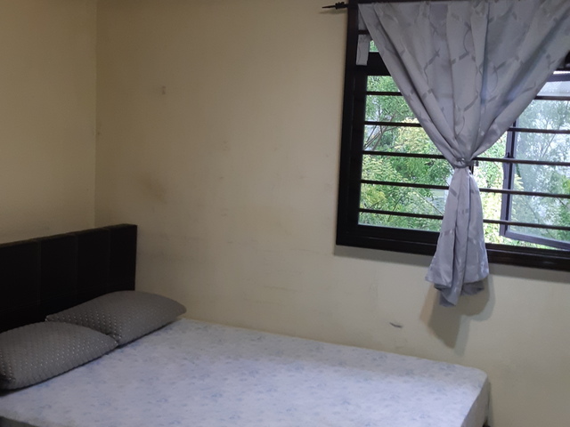 Common/Study Room@ 298A Compassvale St.