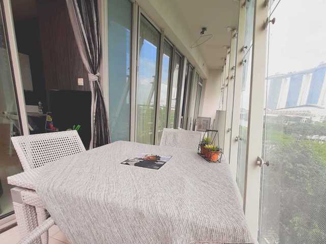 Big Full Furnish Outdoor Balcony Queen Room @ Marina Bay Sands / MBFC/Asia Square