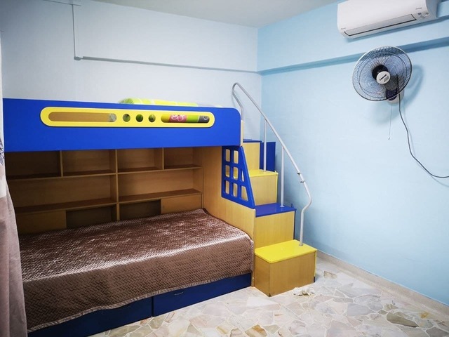 Common room for rent at Teck Whye Avenue